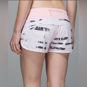 Lululemon Run Speed Athletic Short Size 6 Drawcord Stretch Colorful Workout Gym